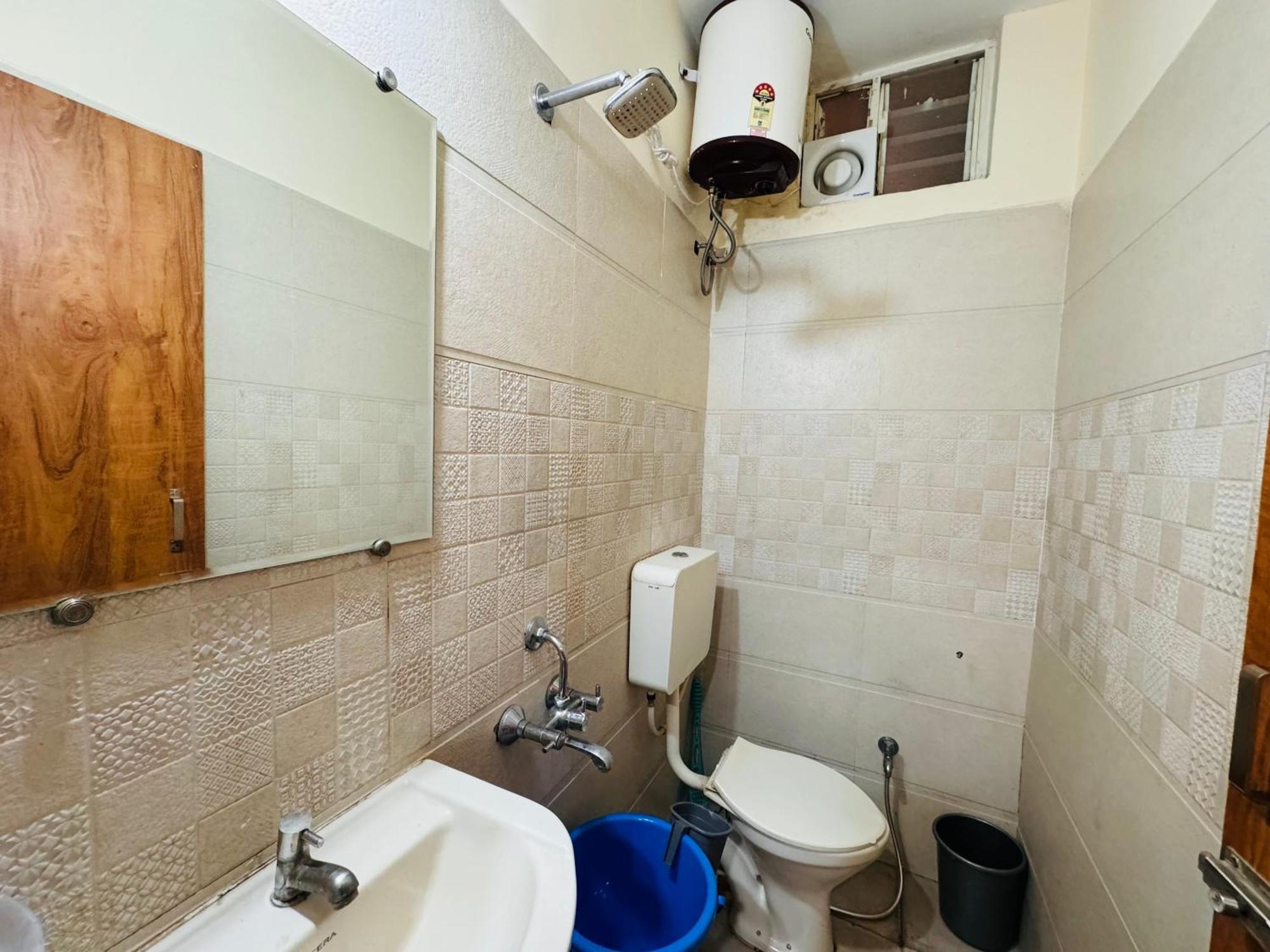 Home Escape 1Bhk Apartment Near Bombay Hospital Indore Exterior foto
