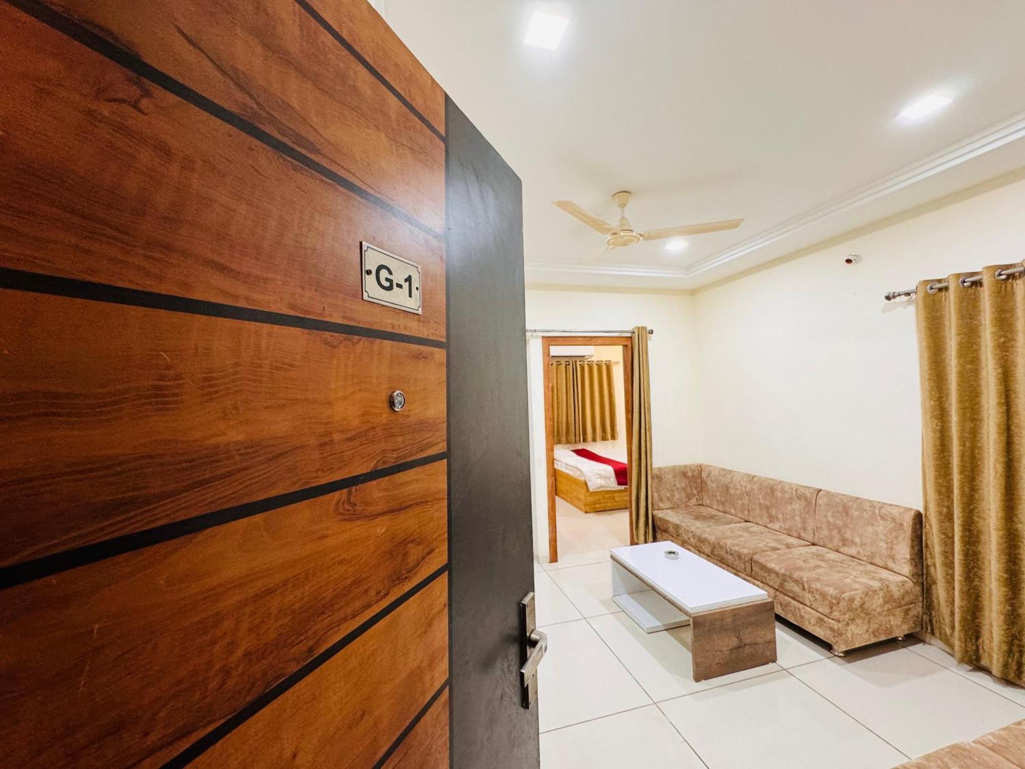 Home Escape 1Bhk Apartment Near Bombay Hospital Indore Exterior foto